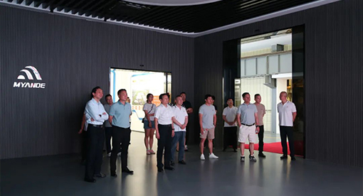 “國緣V3-2023江蘇企業籃球聯賽”揚州站在邁安德集團活動中心開賽