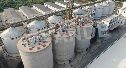 邁安德出倉設備